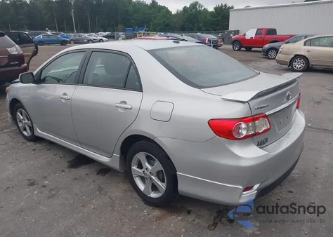 2011 Toyota Corolla S из США, поврежденный, VIN 2T1BU4EE7BC626680